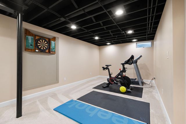 12825 Rosewood Drive, St. John, IN 46373