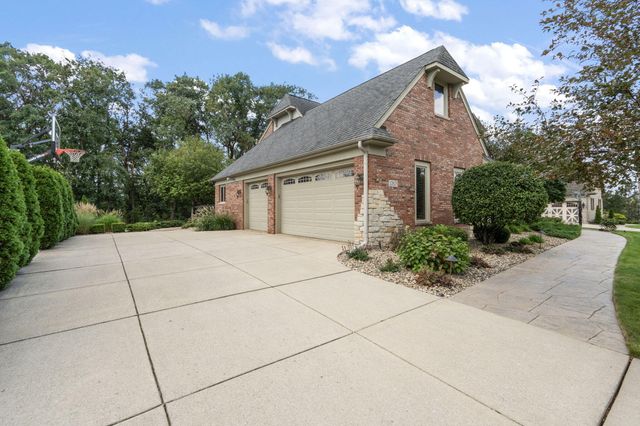 12825 Rosewood Drive, St. John, IN 46373