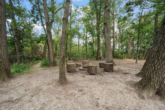 12825 Rosewood Drive, St. John, IN 46373