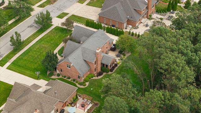 12825 Rosewood Drive, St. John, IN 46373
