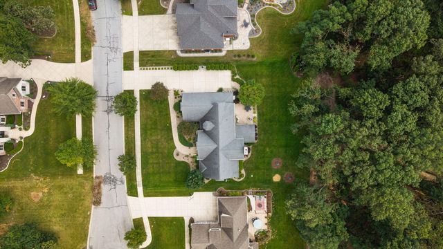 12825 Rosewood Drive, St. John, IN 46373