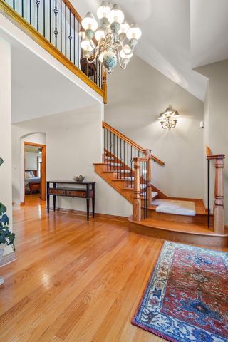 12825 Rosewood Drive, St. John, IN 46373
