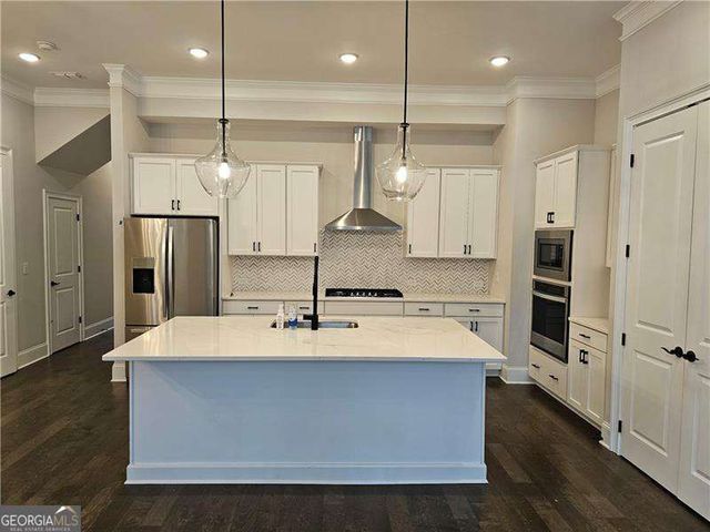 118 Batten Board Way, Woodstock, GA 30189