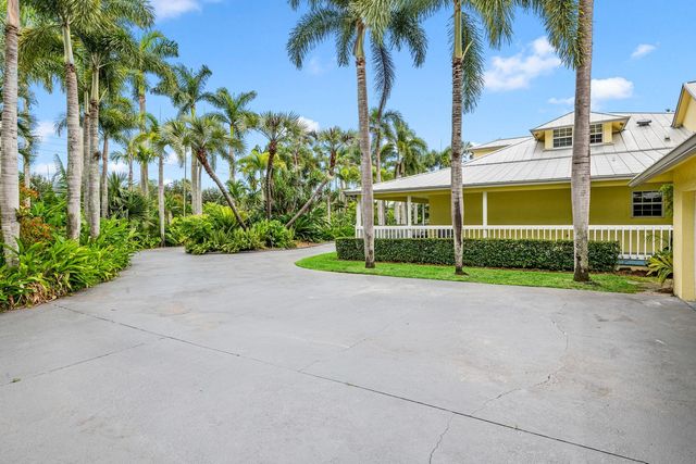 14423 Draft Horse Lane, Wellington, FL 33414