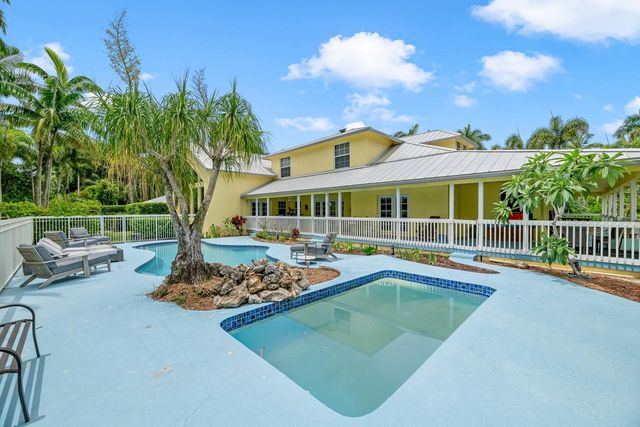 14423 Draft Horse Lane, Wellington, FL 33414