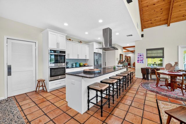 14423 Draft Horse Lane, Wellington, FL 33414