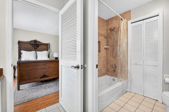 14423 Draft Horse Lane, Wellington, FL 33414
