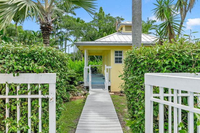 14423 Draft Horse Lane, Wellington, FL 33414