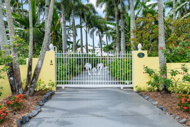 14423 Draft Horse Lane, Wellington, FL 33414