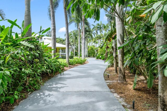 14423 Draft Horse Lane, Wellington, FL 33414