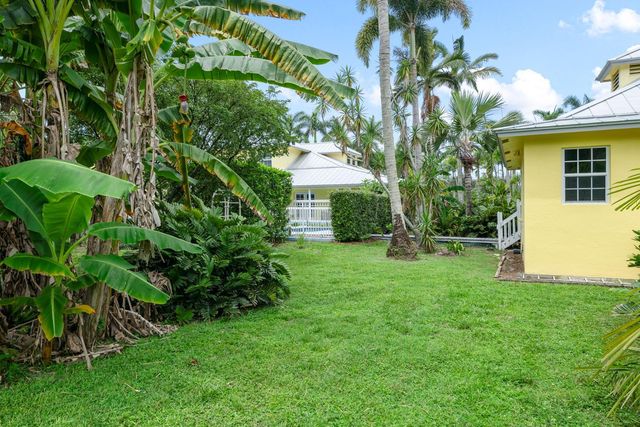 14423 Draft Horse Lane, Wellington, FL 33414