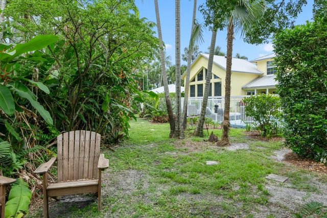 14423 Draft Horse Lane, Wellington, FL 33414