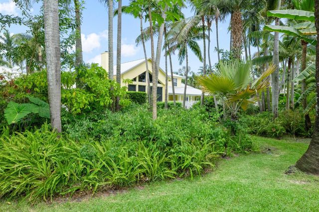 14423 Draft Horse Lane, Wellington, FL 33414