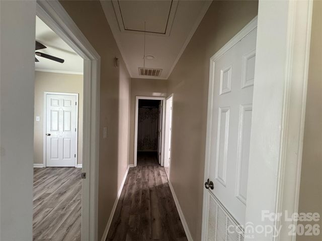 107 S Inman Avenue, Bessemer City, NC 28016