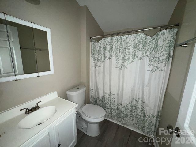 107 S Inman Avenue, Bessemer City, NC 28016