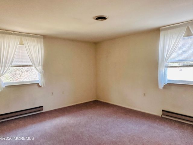 2 Liberty Court, Whiting, NJ 08759