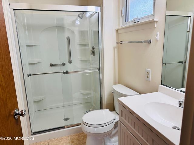 2 Liberty Court, Whiting, NJ 08759