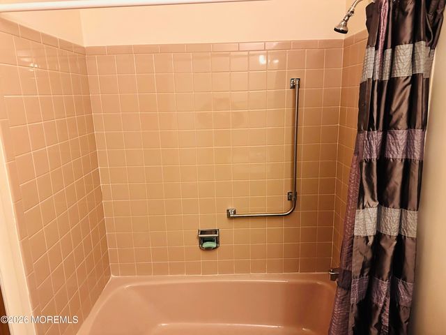 2 Liberty Court, Whiting, NJ 08759