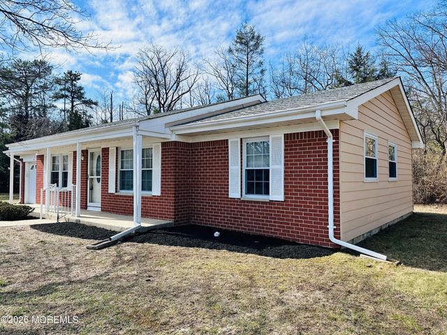 2 Liberty Court, Whiting, NJ 08759