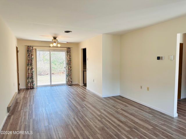 2 Liberty Court, Whiting, NJ 08759