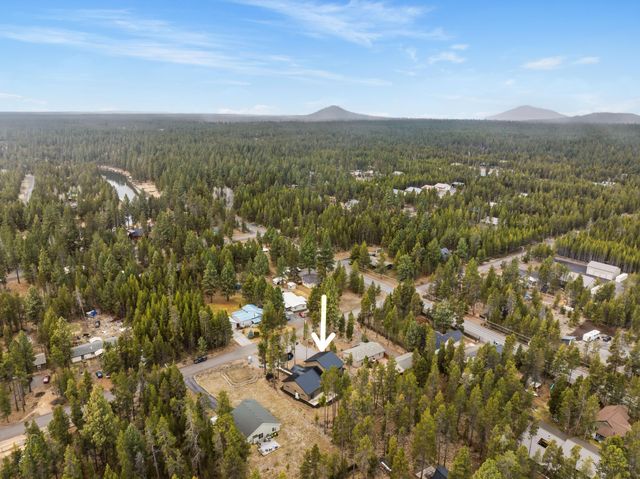 17216 Jacinto Road, Bend, OR 97707