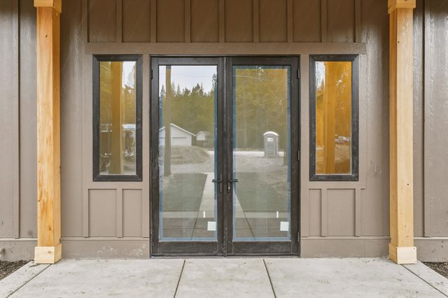 17216 Jacinto Road, Bend, OR 97707