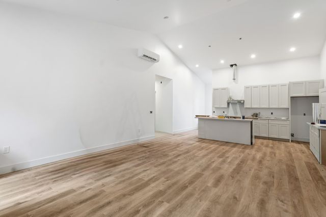 17216 Jacinto Road, Bend, OR 97707