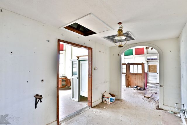 189 Locust, Abilene, TX 79602