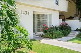 1234 Granville 3, Los Angeles, CA 90025