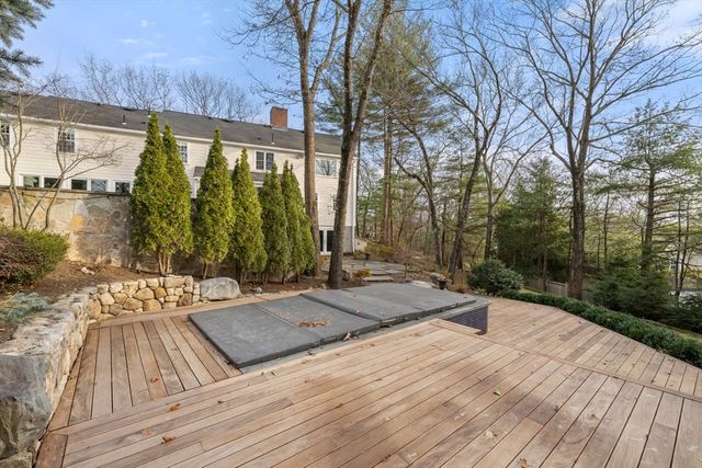 84 Royalston Rd, Wellesley, MA 02481