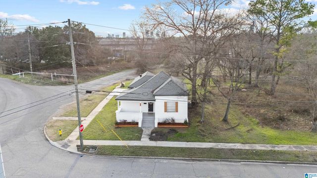 724 39TH STREET N, Birmingham, AL 35222