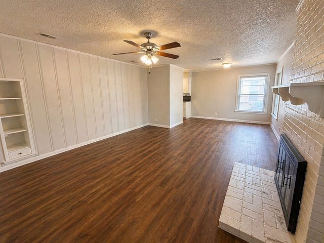 1801 Robinwood Drive, Fort Worth, TX 76111