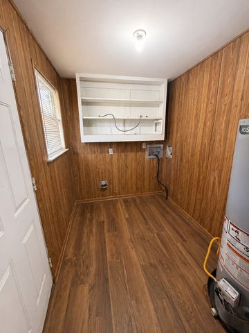 1801 Robinwood Drive, Fort Worth, TX 76111