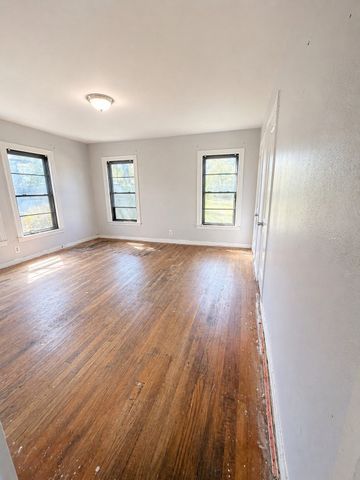 1801 Robinwood Drive, Fort Worth, TX 76111
