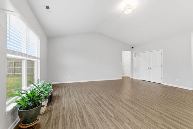 108 Winners Circle, Nicholasville, KY 40356