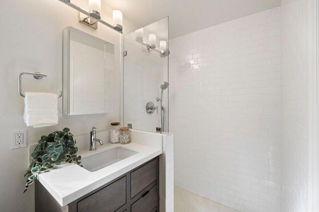 6 El Sereno Drive, San Carlos, CA 94070