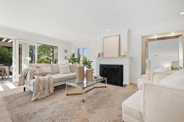 6 El Sereno Drive, San Carlos, CA 94070