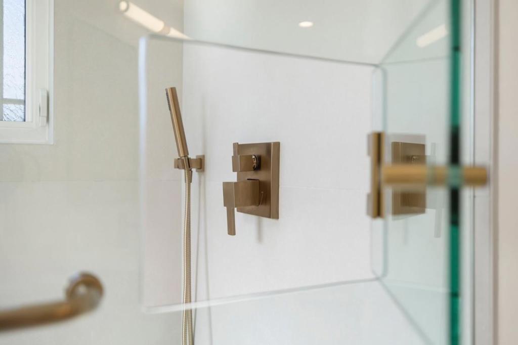 Image 30 of property listing at 6 El Sereno Drive, San Carlos, CA 94070