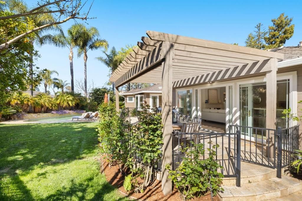 Image 41 of property listing at 6 El Sereno Drive, San Carlos, CA 94070