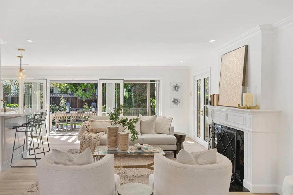 Image 6 of property listing at 6 El Sereno Drive, San Carlos, CA 94070