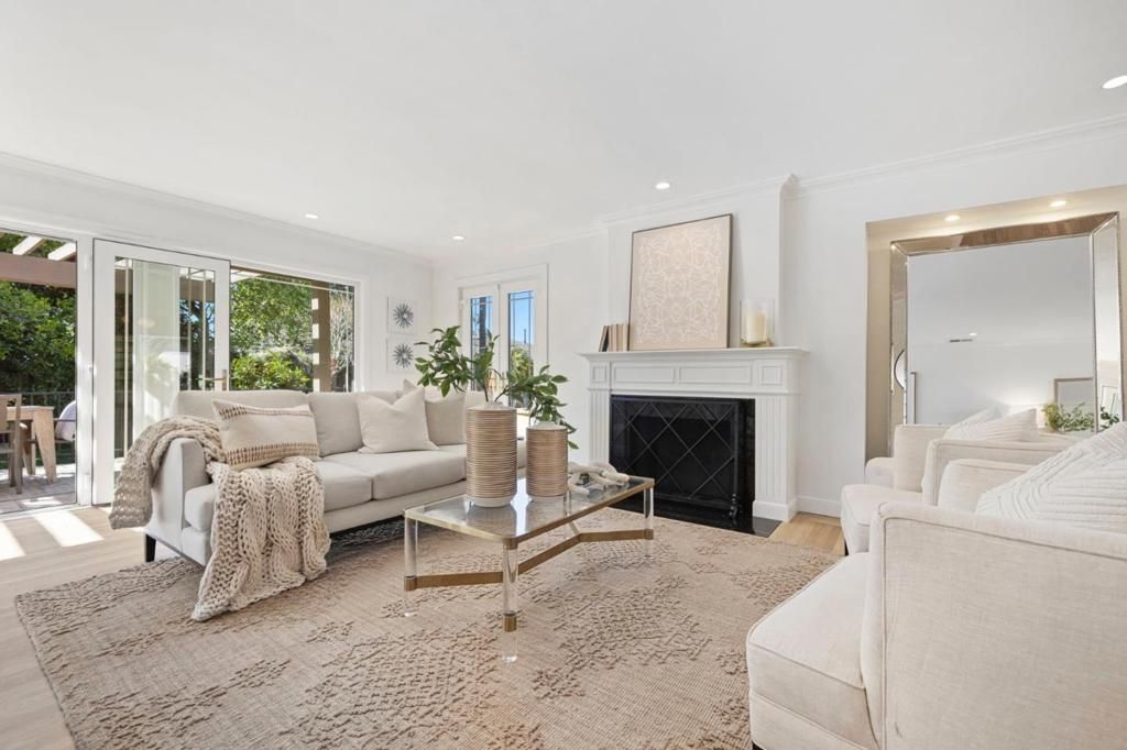 Image 7 of property listing at 6 El Sereno Drive, San Carlos, CA 94070