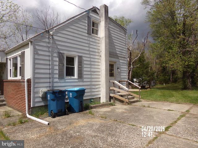 682 JACKSON RD, Atco, NJ 08004