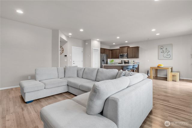 6838 Sweetgum Avenue NE, Olympia, WA 98516