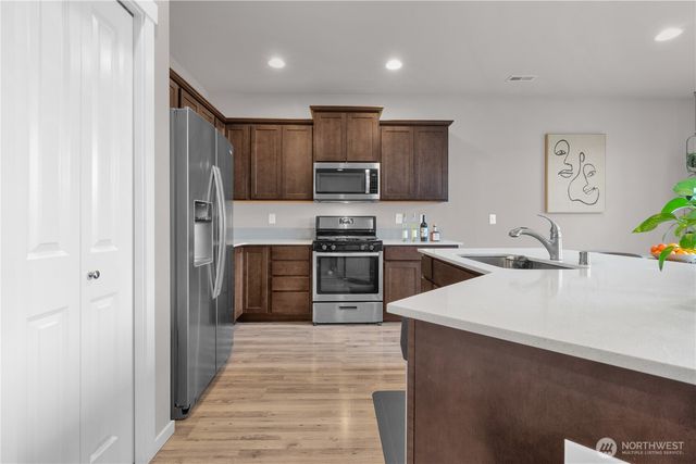 6838 Sweetgum Avenue NE, Olympia, WA 98516