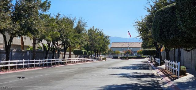 6332 Heavy Gorge Avenue 103, Henderson, NV 89011