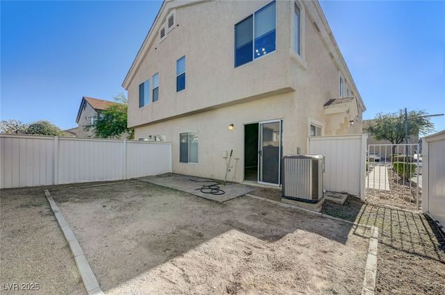 6332 Heavy Gorge Avenue 103, Henderson, NV 89011