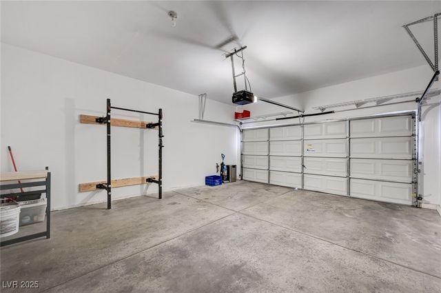 6332 Heavy Gorge Avenue 103, Henderson, NV 89011