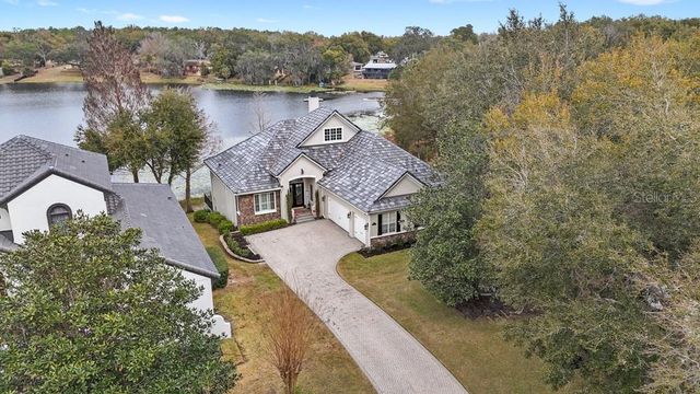 527 W BLUE WATER EDGE DRIVE, Eustis, FL 32736
