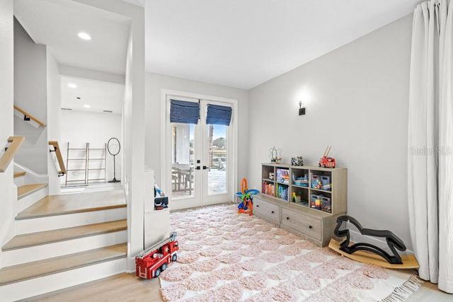 527 W BLUE WATER EDGE DRIVE, Eustis, FL 32736