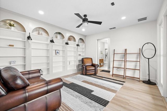 527 W BLUE WATER EDGE DRIVE, Eustis, FL 32736